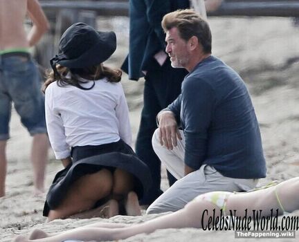 🔥 Salma hayek  page leaked private photo uncensored full