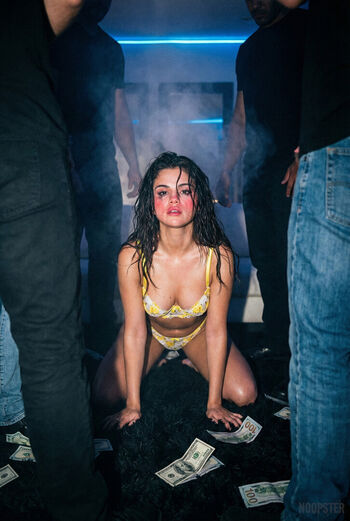 🔥 Selena gomez  page leaked private photo uncensored full