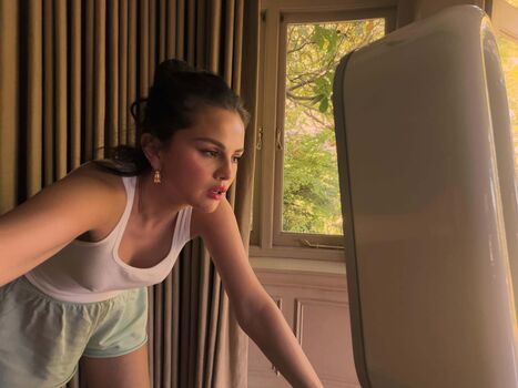 🔥 Selena gomez  page leaked private photo uncensored full