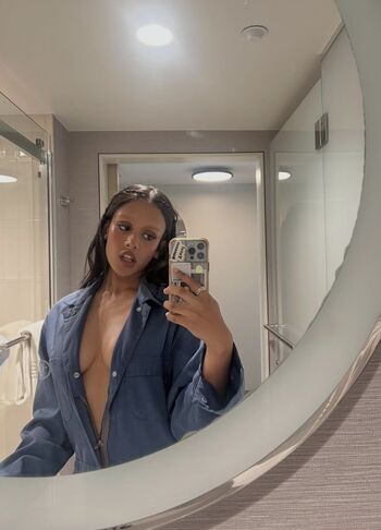 🔥 Shabana azeez leaked private photo uncensored full
