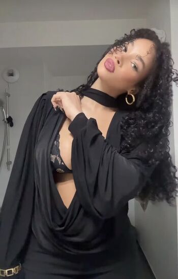 🔥 Shelikesmyts page leaked private photo uncensored full