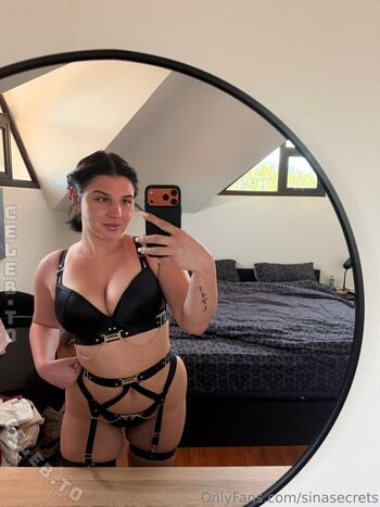 🔥 Sinayourfav page leaked private photo uncensored full