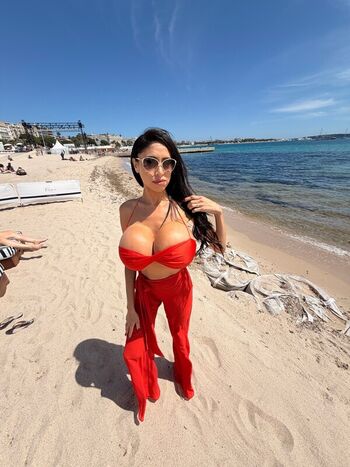 🔥 Soniaalxis page leaked private photo uncensored full