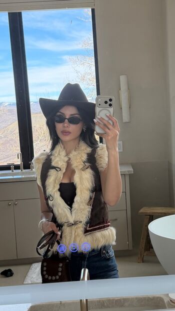 🔥 Sssniperwolf  page leaked private photo uncensored full