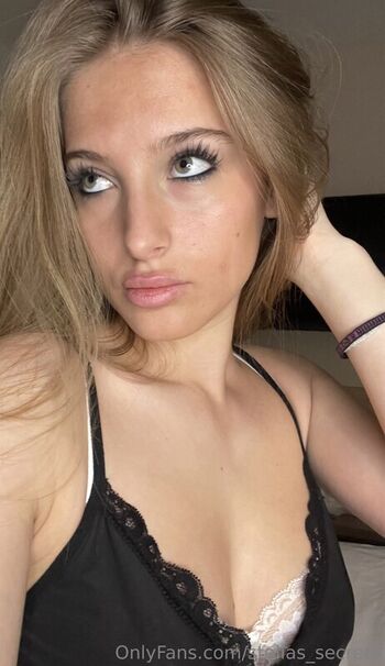 🔥 Stellas secret  page leaked private photo uncensored full