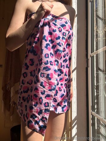 🔥 Strohbeeren page leaked private photo uncensored full