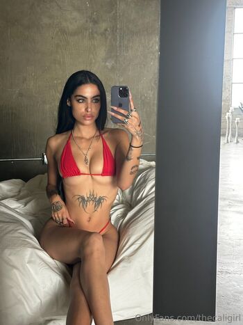 🔥 Thecaligirl leaked private photo uncensored full