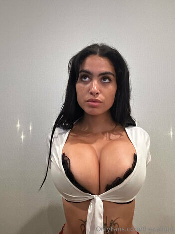 🔥 Thecaligirl leaked private photo uncensored full