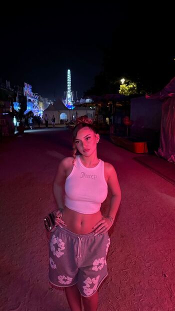 🔥 Toomuchlucile page leaked private photo uncensored full
