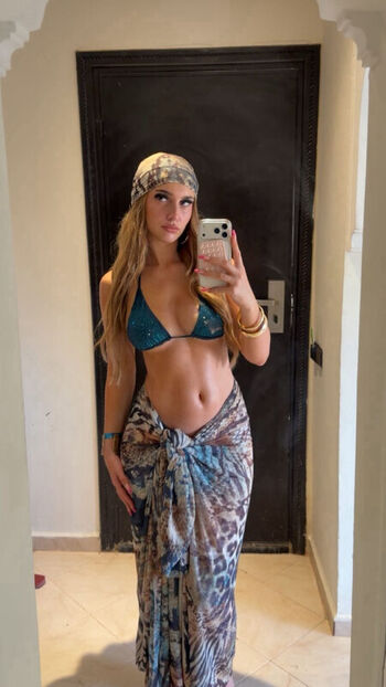 🔥 Toomuchlucile leaked private photo uncensored full