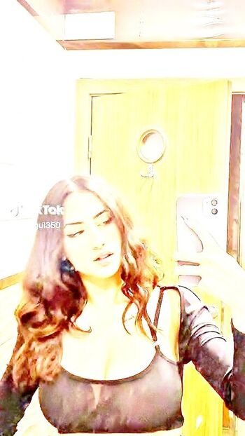 🔥 Turkish girls leaked private photo uncensored full