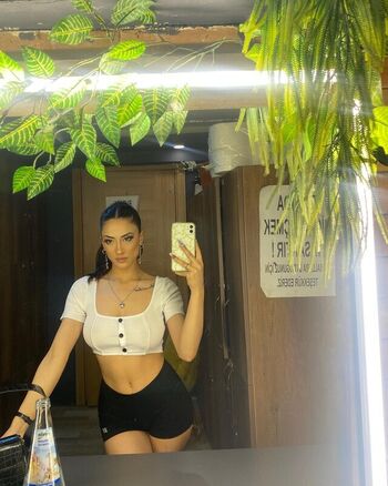 🔥 Turkish girls leaked private photo uncensored full