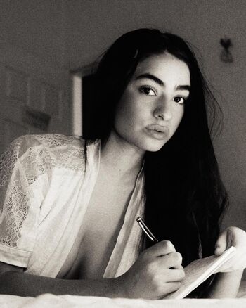 🔥 Valentina buzzurro page leaked private photo uncensored full