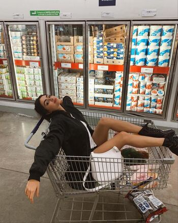 🔥 Valentina buzzurro page leaked private photo uncensored full