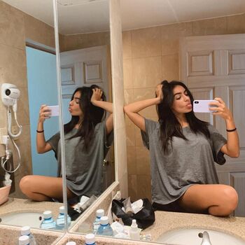 🔥 Valentina buzzurro page leaked private photo uncensored full