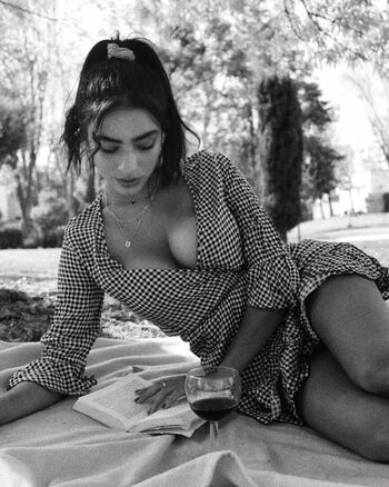 🔥 Valentina buzzurro page leaked private photo uncensored full