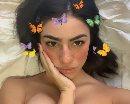 🔥 Valentina buzzurro page leaked private photo uncensored full