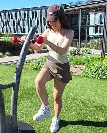 🔥 Valkyrae  page leaked private photo uncensored full