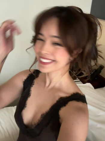 🔥 Valkyrae  page leaked private photo uncensored full