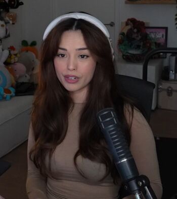 🔥 Valkyrae  page leaked private photo uncensored full