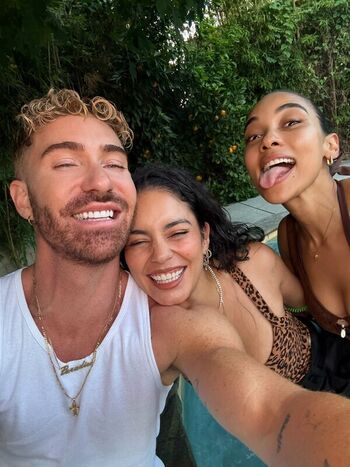 🔥 Vanessa hudgens  page leaked private photo uncensored full