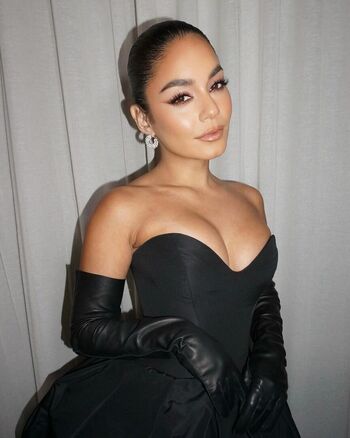 🔥 Vanessa hudgens  page leaked private photo uncensored full