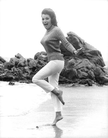 🔥 Vintage starlets page leaked private photo uncensored full