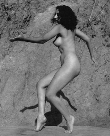 🔥 Vintage starlets page leaked private photo uncensored full