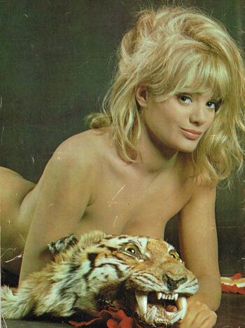 🔥 Vintage starlets page leaked private photo uncensored full