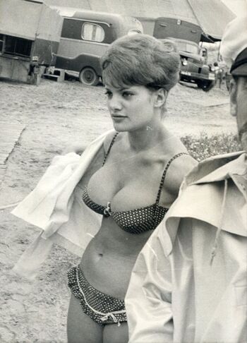 🔥 Vintage starlets page leaked private photo uncensored full