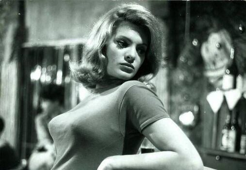 🔥 Vintage starlets page leaked private photo uncensored full