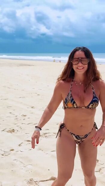 🔥 Viviane araujo page leaked private photo uncensored full