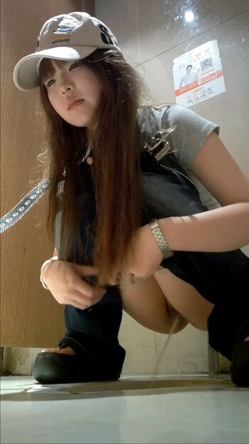 🔥 Voyeur asian pissing toilet amp upskirts only page leaked private photo uncensored full