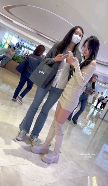 🔥 Voyeur asian pissing toilet amp upskirts only page leaked private photo uncensored full