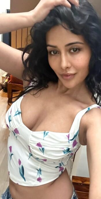 🔥 Women in bikinis page leaked private photo uncensored full