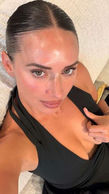🔥 Yesjulz  page leaked private photo uncensored full