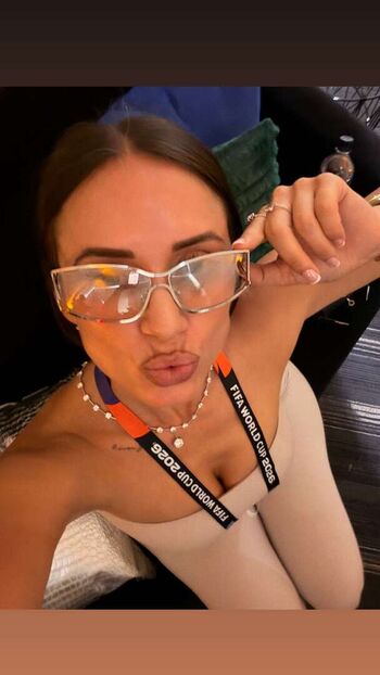 🔥 Yesjulz  page leaked private photo uncensored full