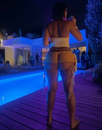 🔥 Yesjulz  page leaked private photo uncensored full