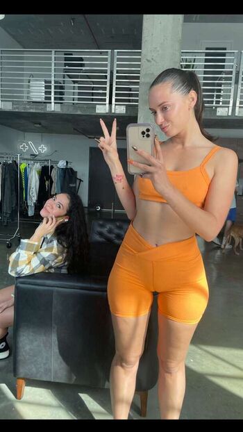 🔥 Yesjulz  page leaked private photo uncensored full