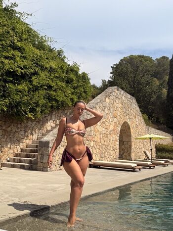🔥 Yesjulz  page leaked private photo uncensored full