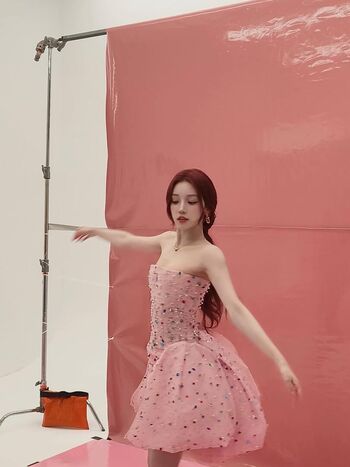 🔥 Yuqi page leaked private photo uncensored full