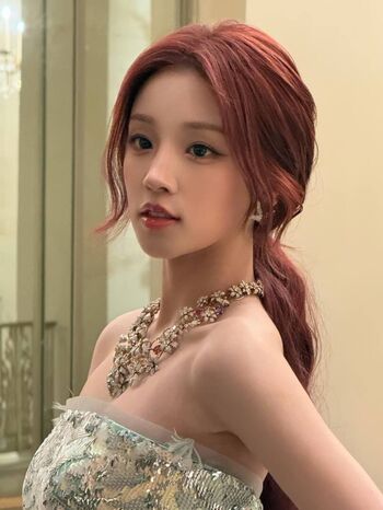 🔥 Yuqi leaked private photo uncensored full