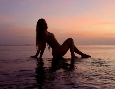 🔥 Zara larsson  page leaked private photo uncensored full