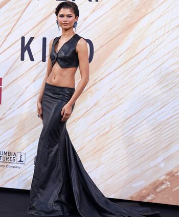 🔥 Zendaya page leaked private photo uncensored full