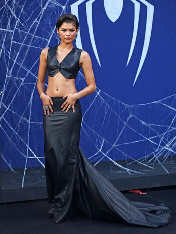 🔥 Zendaya leaked private photo uncensored full