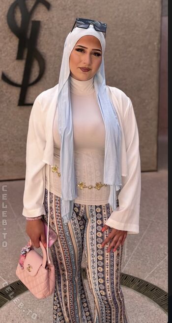 🔥 Zeynohijabi page leaked private photo uncensored full