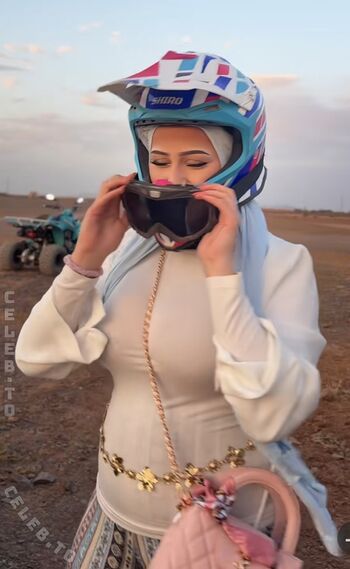 🔥 Zeynohijabi leaked private photo uncensored full