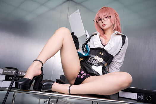 🔥 Zinieq cosplayer  page leaked private photo uncensored full