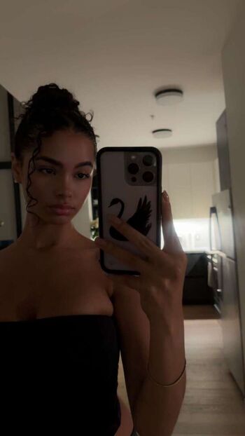 🔥 Znefer page leaked private photo uncensored full