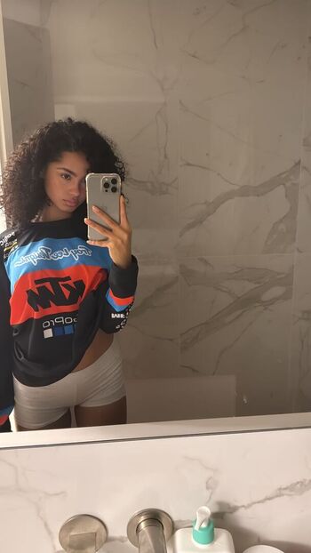 🔥 Znefer page leaked private photo uncensored full